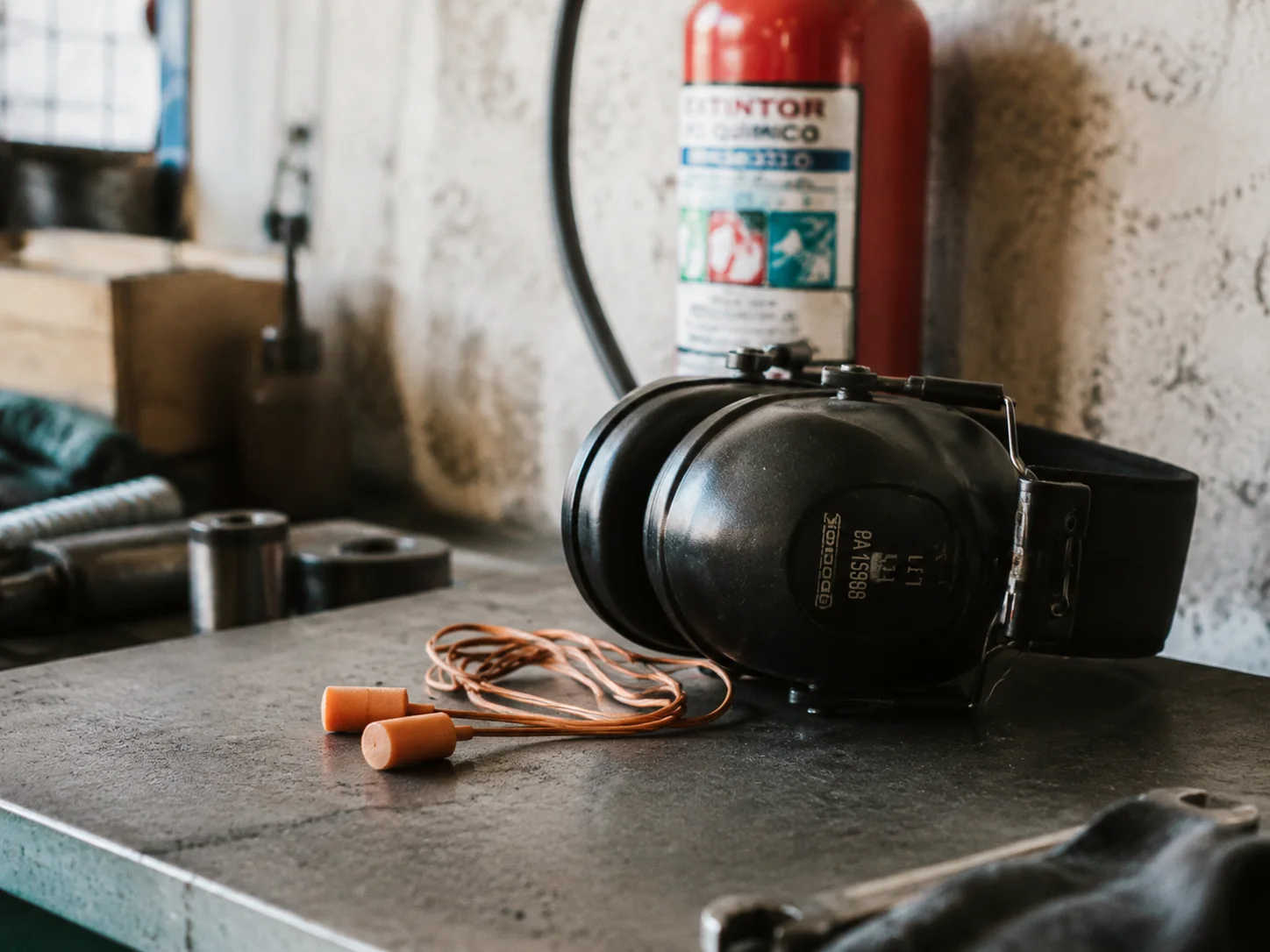 Equipamentos de segurança indispensáveis na garagem