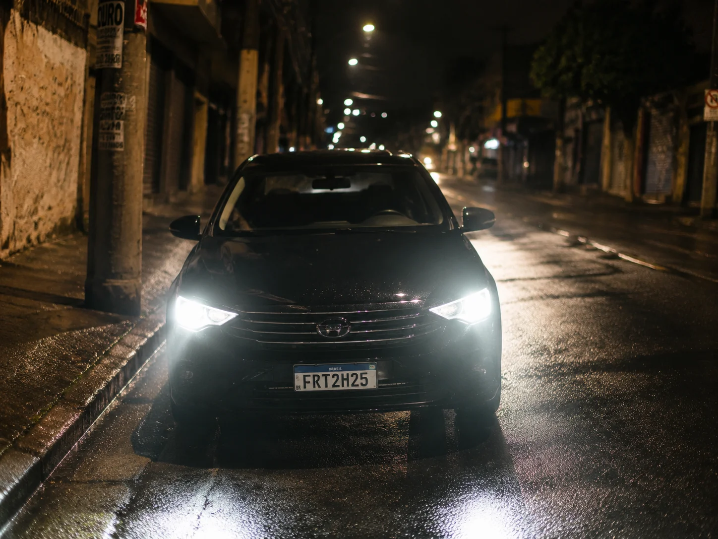 Faróis de LED vs Xenon: qual é melhor para seu carro