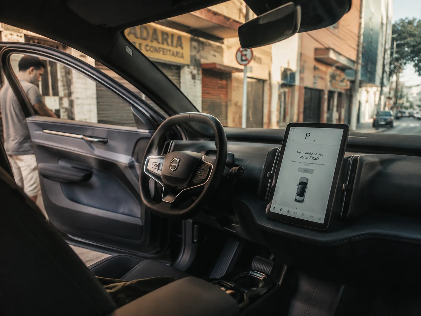Os melhores carros elétricos para comprar no Brasil em 2026